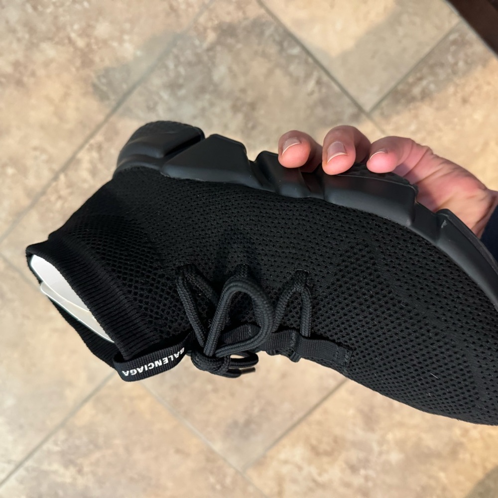 Mens Balenciagas size 40, black